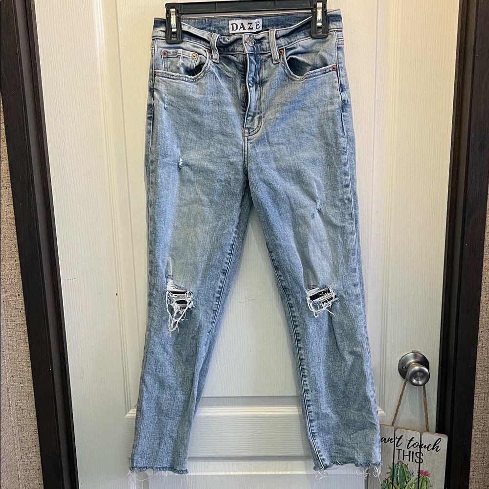 Daze Women's Blue Distressed Ankle Jeans
